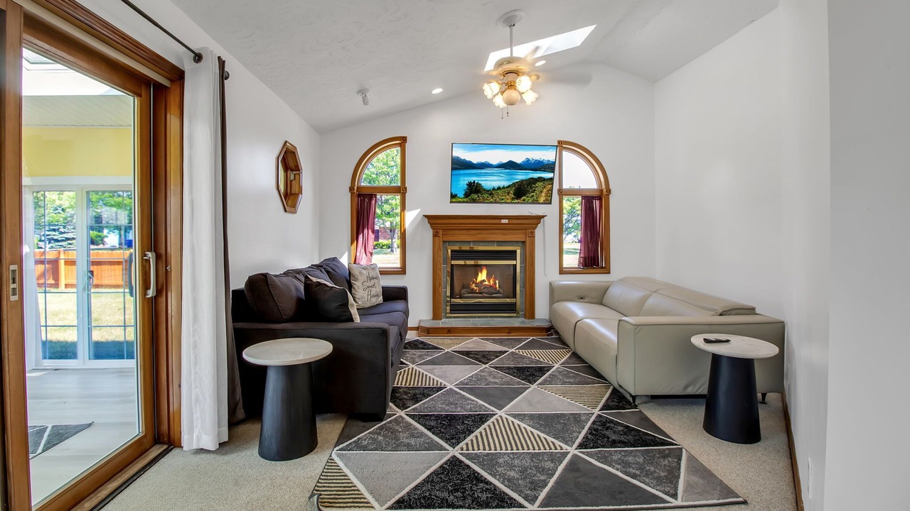 Photo of Livingroom in Athol Springs