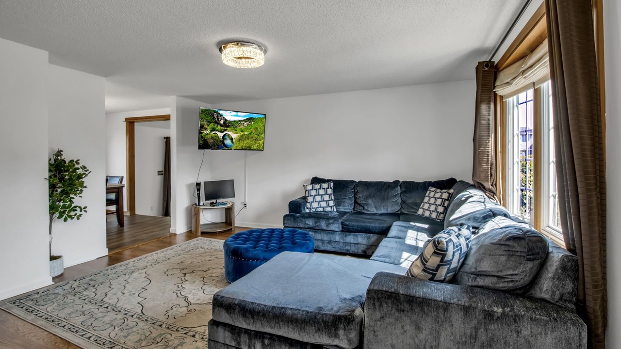 Photo of Livingroom in Athol Springs