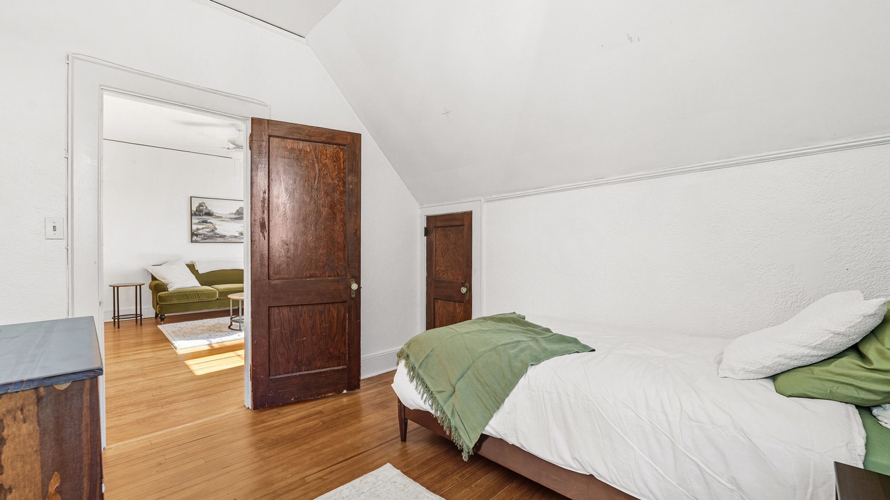 Photo of Bedroom in Bloomfield