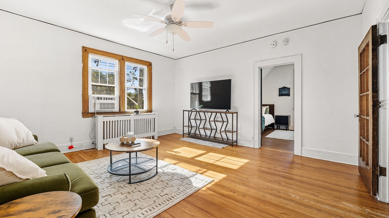 Photo of Livingroom in Bloomfield