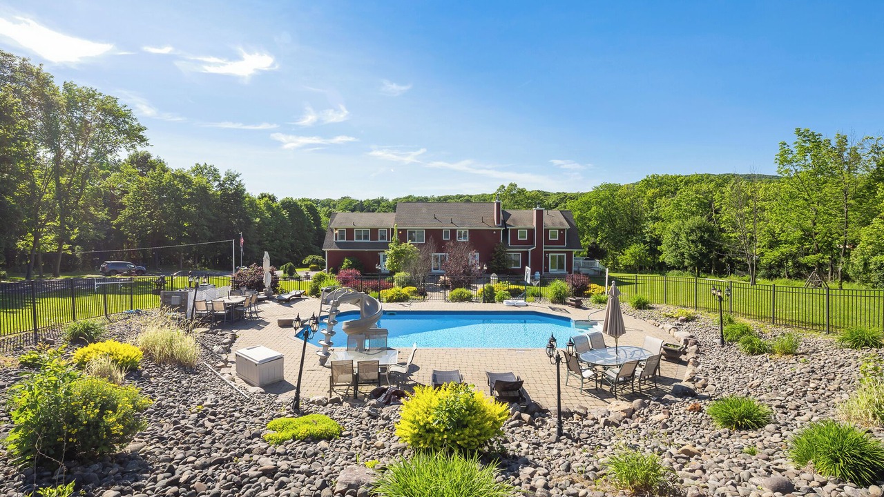 Photo of Outdoor in Salisbury Mills