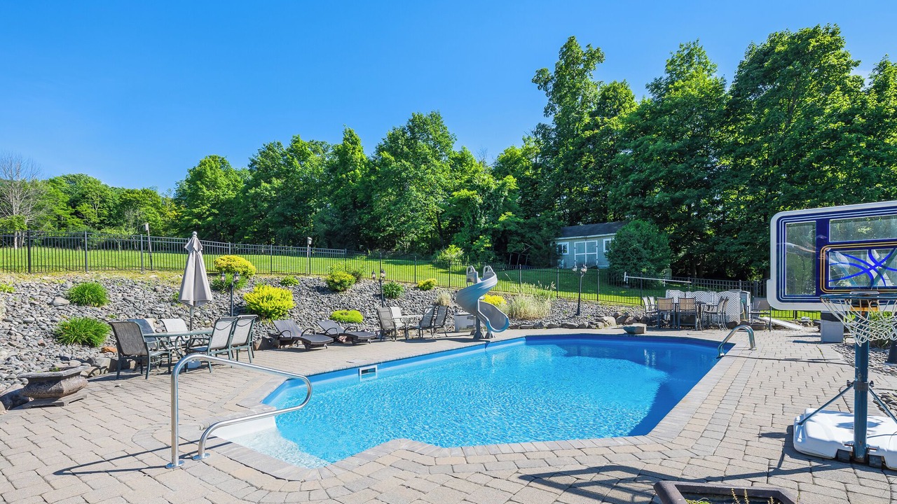 Photo of Outdoor in Salisbury Mills