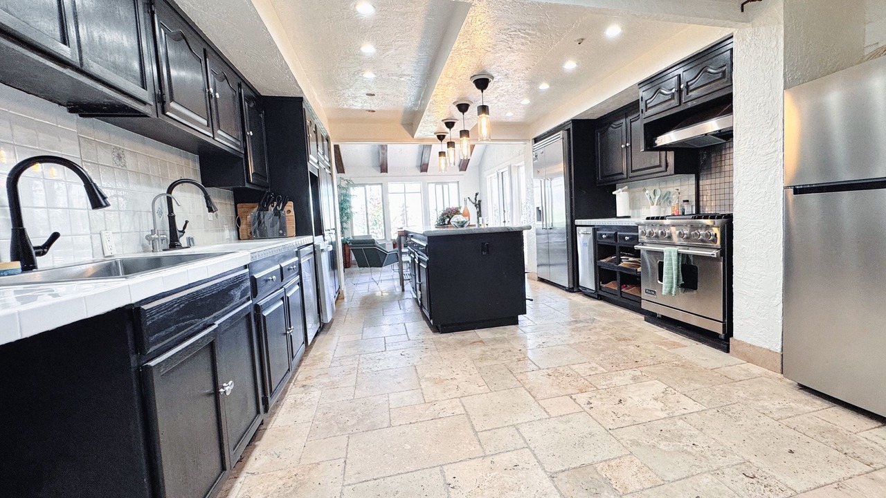 Photo of Kitchen in Thousand Oaks