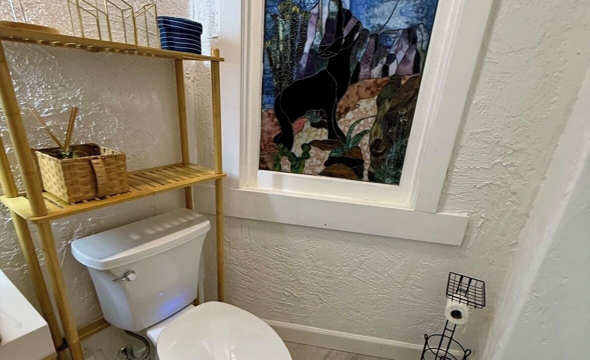 Photo of Bathroom in Thousand Oaks