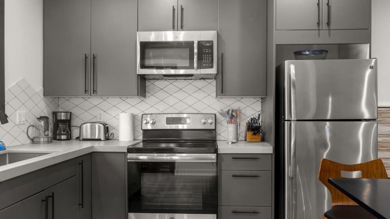 Photo of Kitchen in Woodland Hills