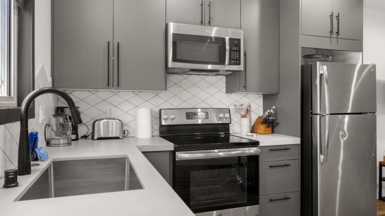 Photo of Kitchen in Woodland Hills