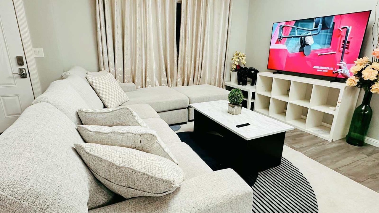 Photo of Livingroom in East San Jose