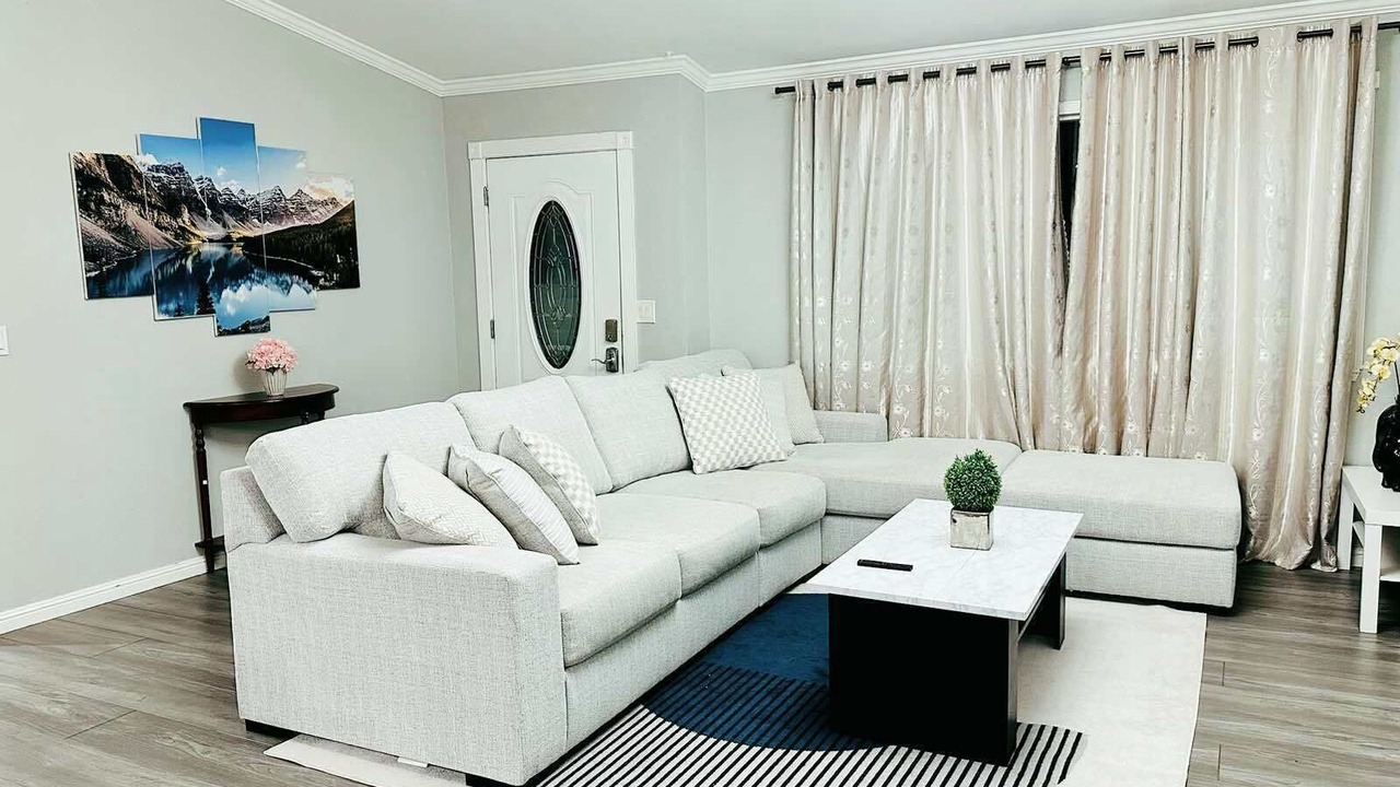 Photo of Livingroom in East San Jose