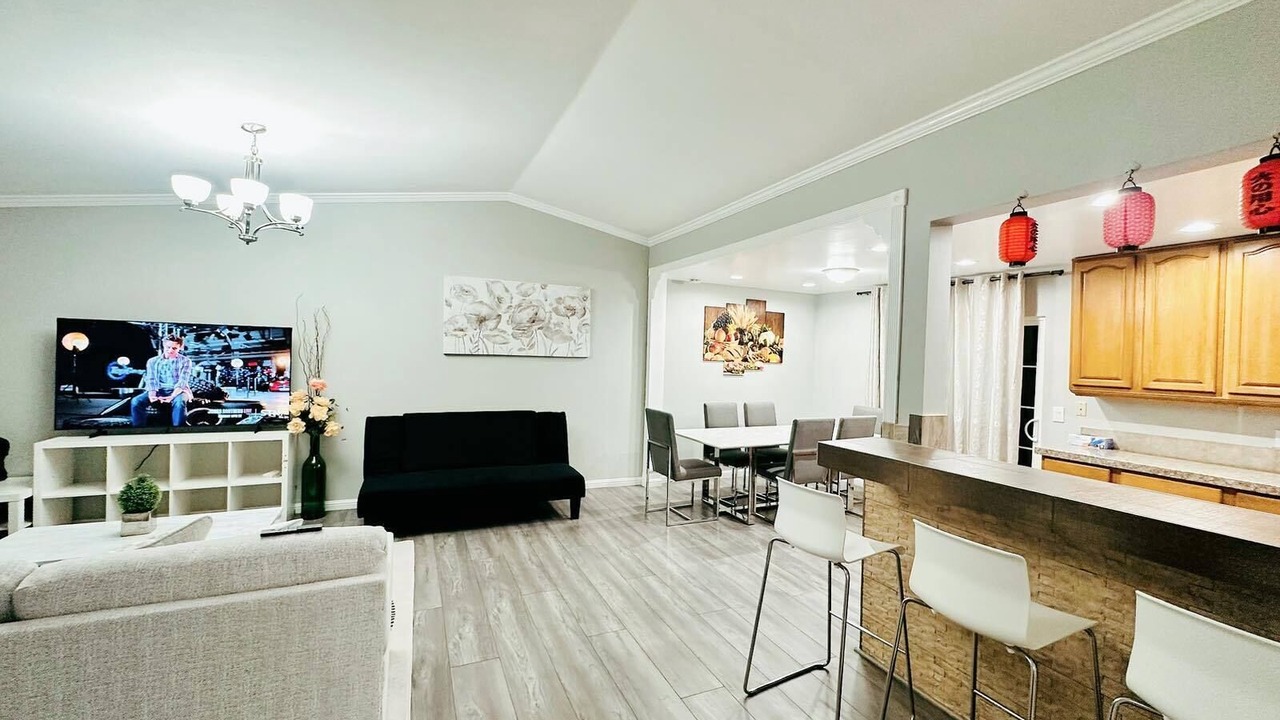 Photo of Livingroom in East San Jose