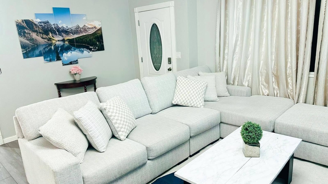 Photo of Livingroom in East San Jose