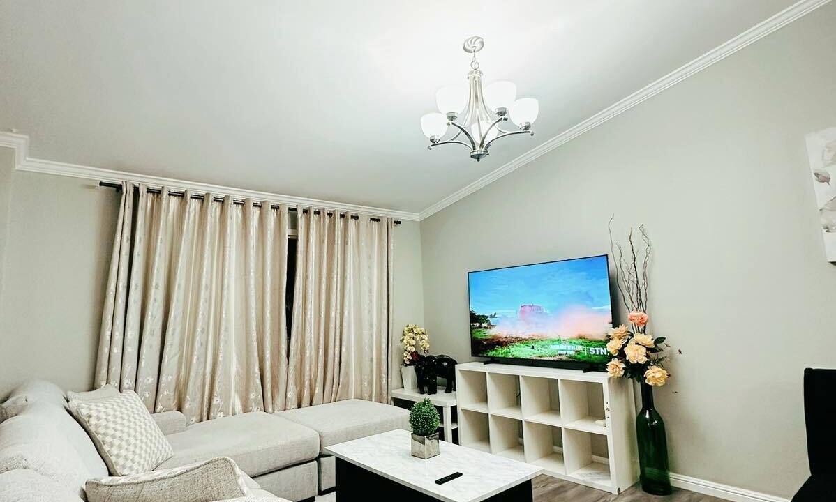Photo of Livingroom in East San Jose