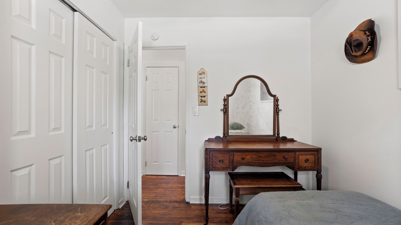 Photo of Bedroom in Erie