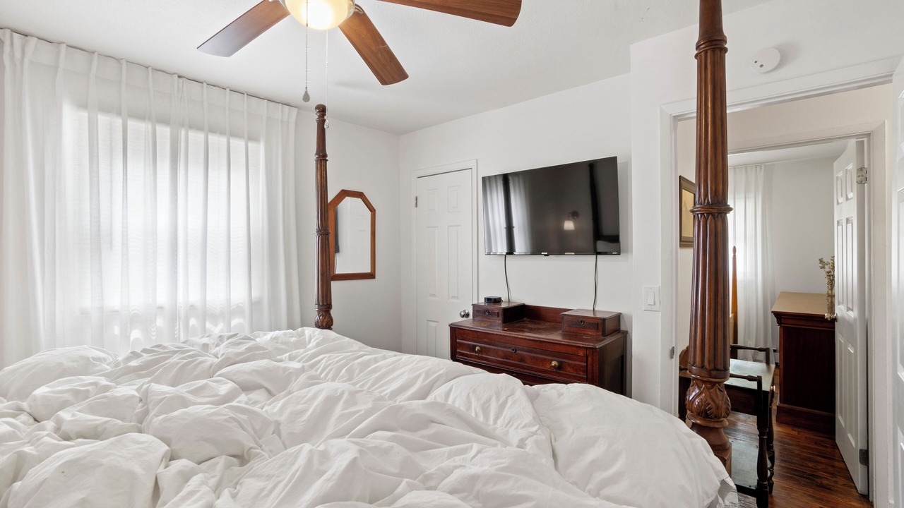 Photo of Bedroom in Erie