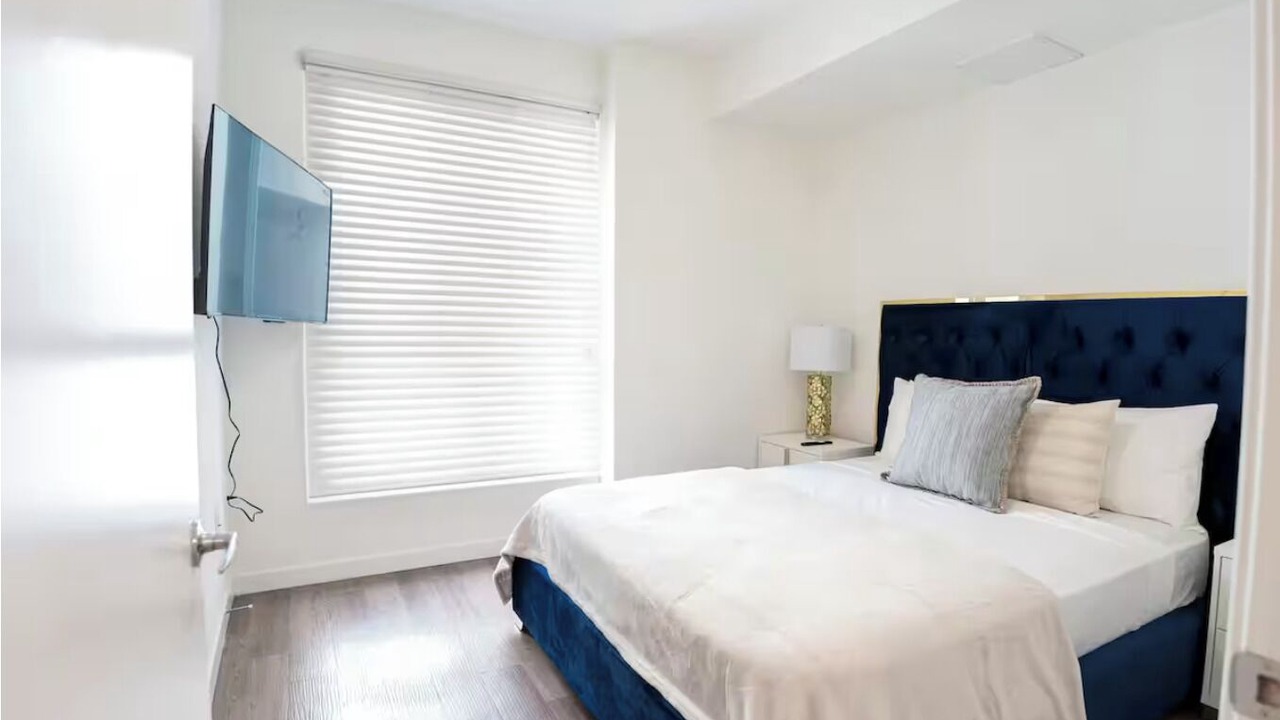 Photo of Bedroom in Downtown
