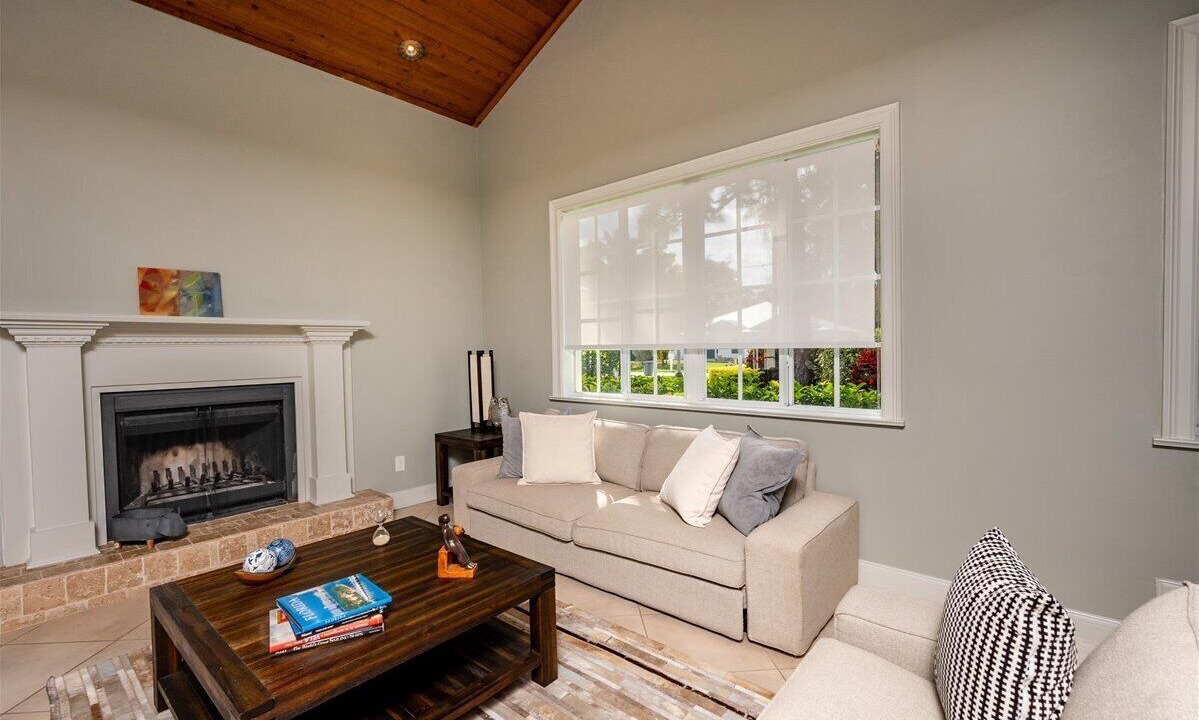Photo of Livingroom in North River Shores