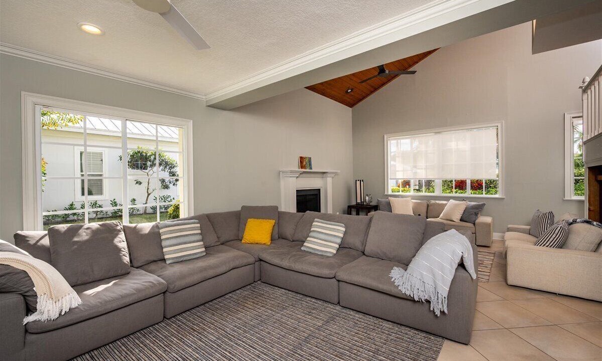 Photo of Livingroom in North River Shores