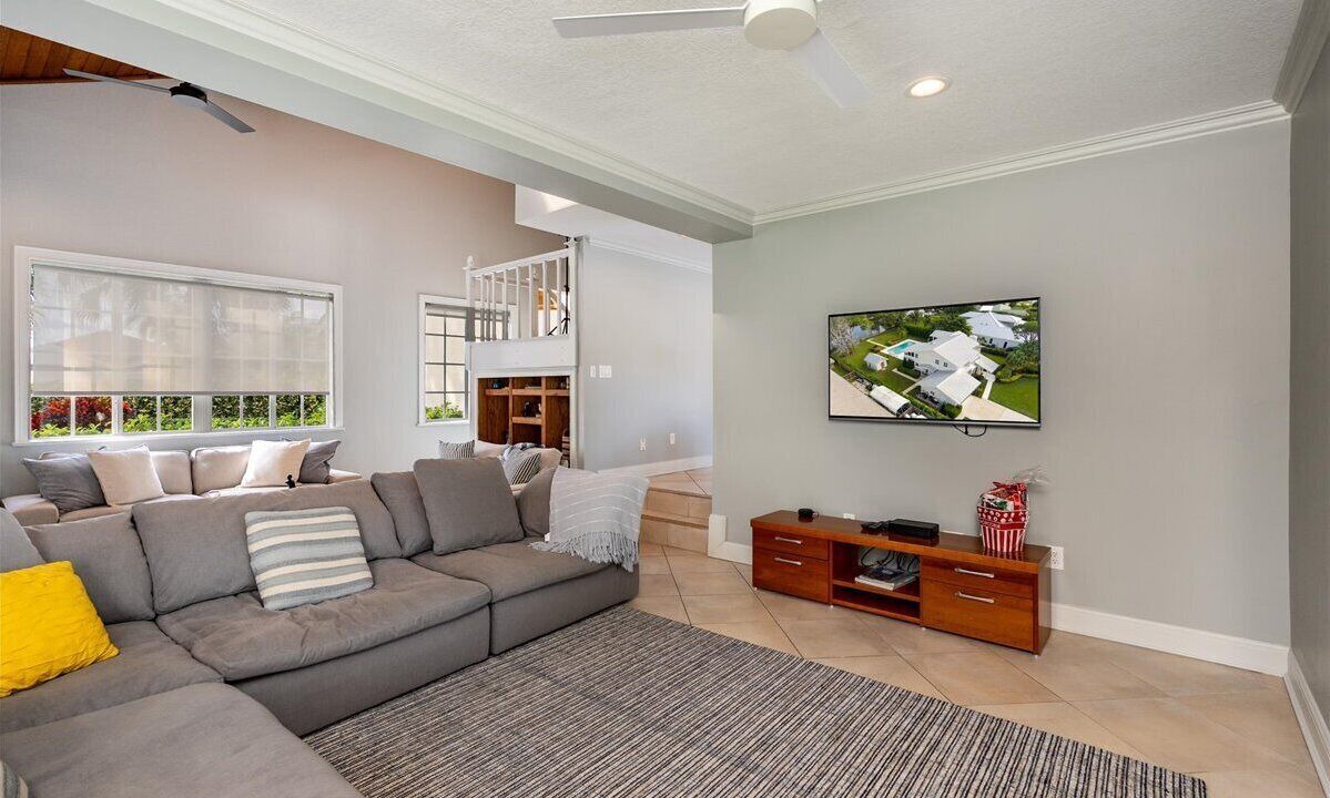 Photo of Livingroom in North River Shores