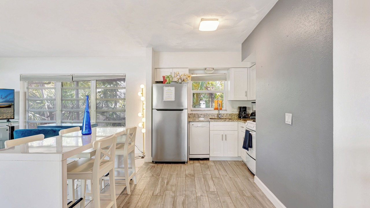 Photo of Kitchen in Lauderdale Beach