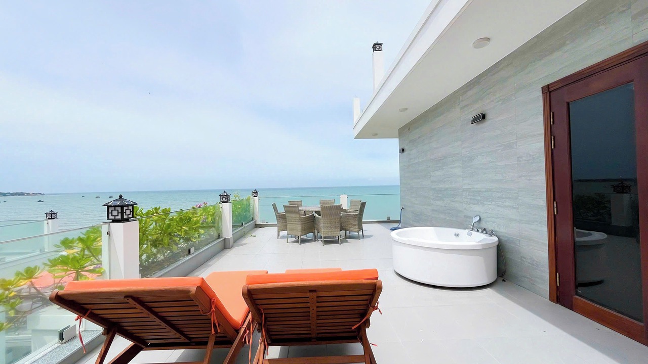 Photo of Patio Balcony in East Ham Tien Beach