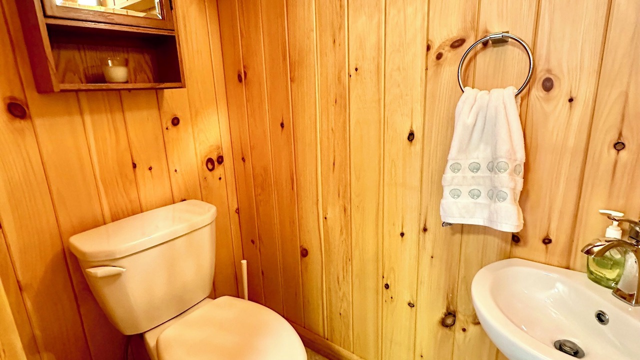 Photo of Bathroom in Conesus
