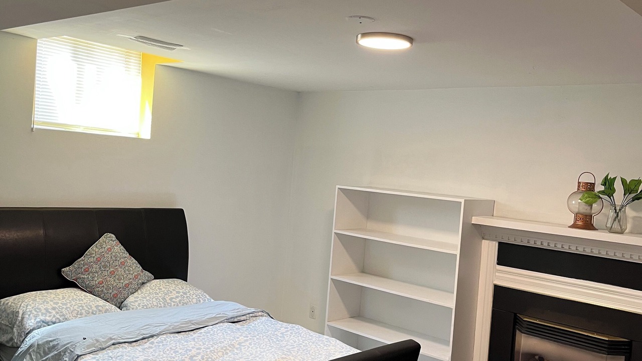 Photo of Bedroom in Central Erin Mills