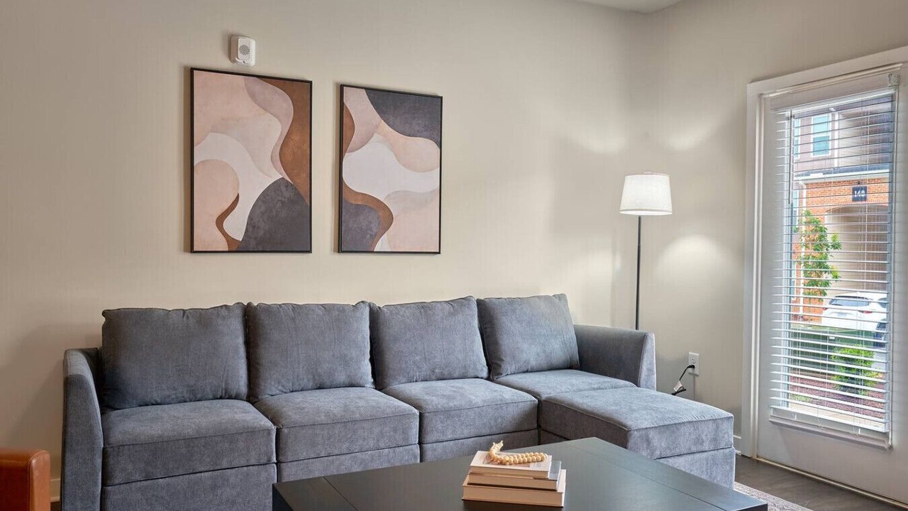 Photo of Livingroom in Clayton