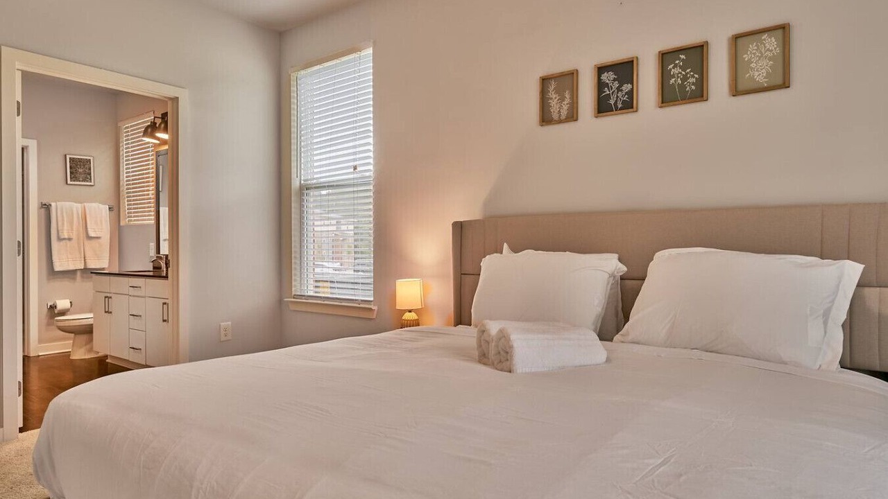 Photo of Bedroom in Clayton