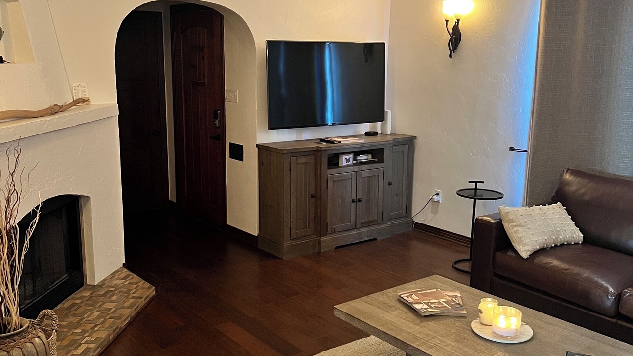 Photo of Livingroom in Belmont Shore