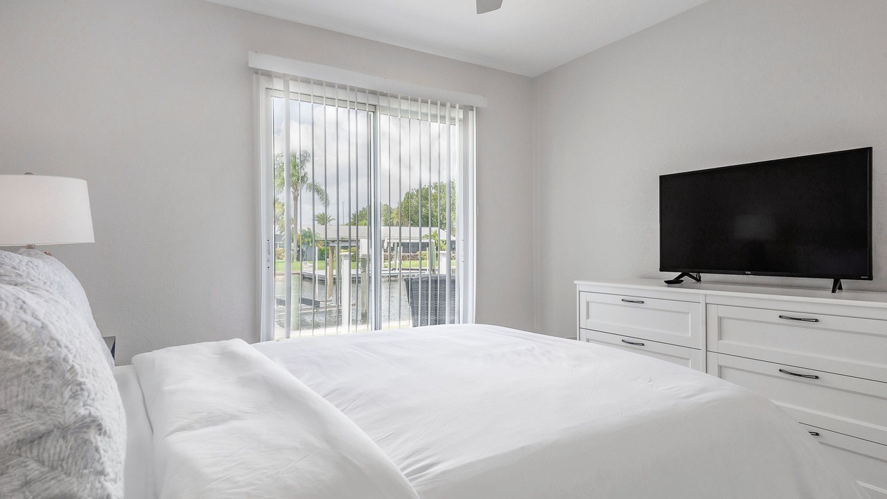 Photo of Bedroom in Apollo Beach