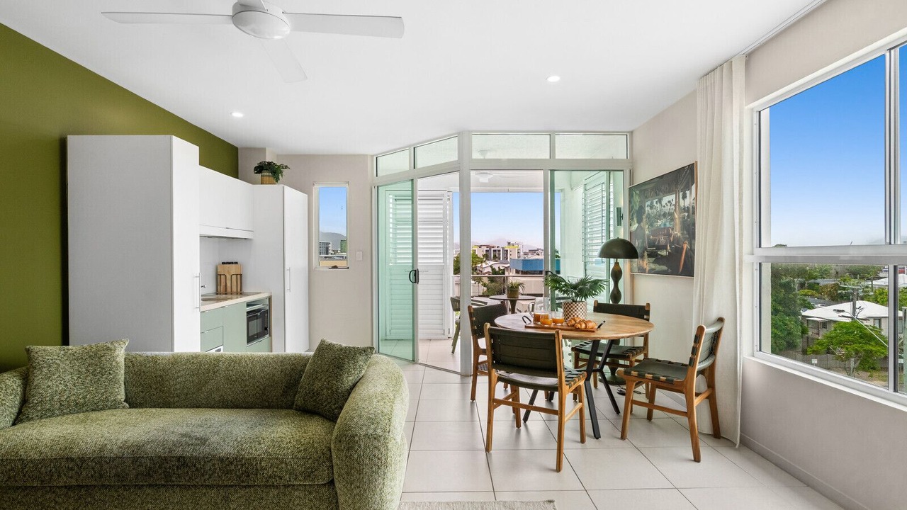 Photo of Livingroom in Cairns North