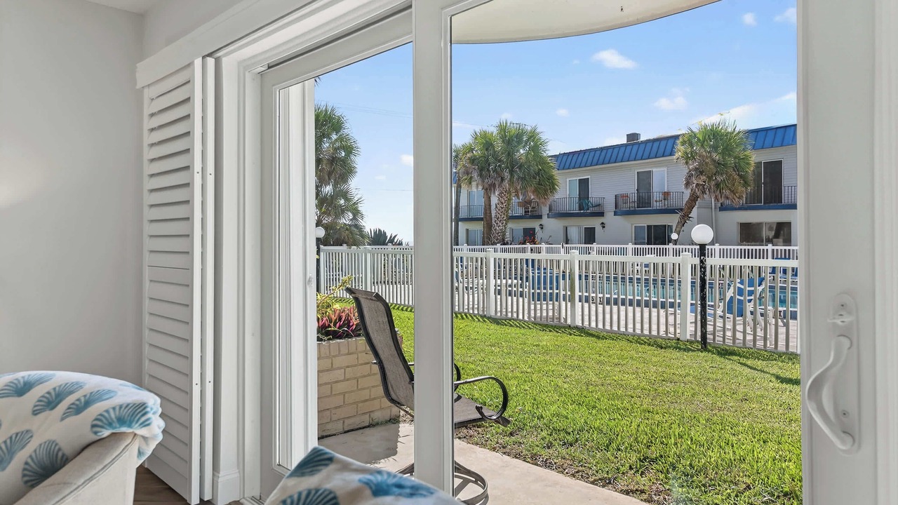 Photo of Patio Balcony in Ormond-by-the-Sea