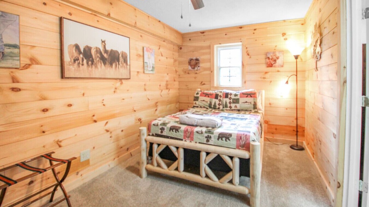 Photo of Bedroom in Boone