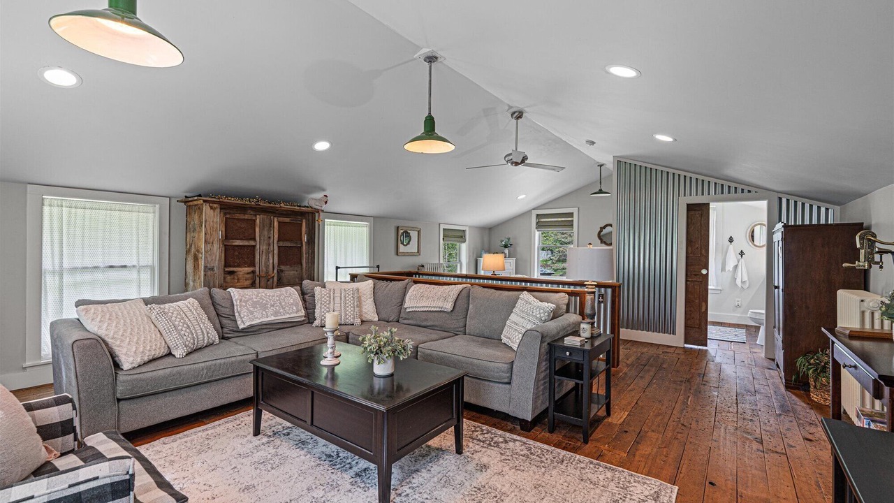 Photo of Livingroom in Trumansburg