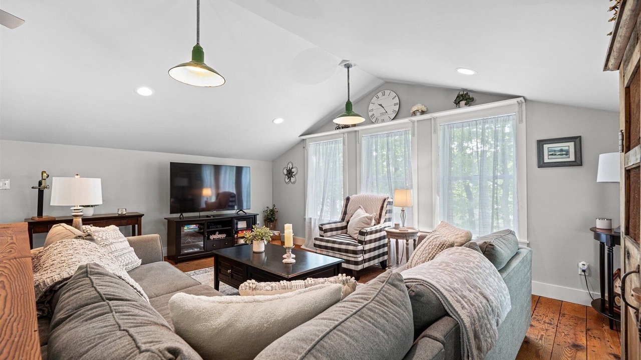 Photo of Livingroom in Trumansburg