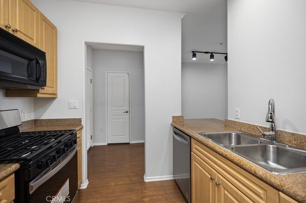 Photo of Kitchen in Airport Area