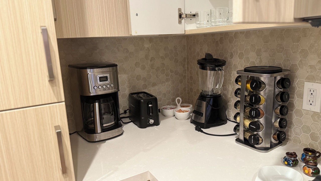 Photo of Kitchen in Airport Area