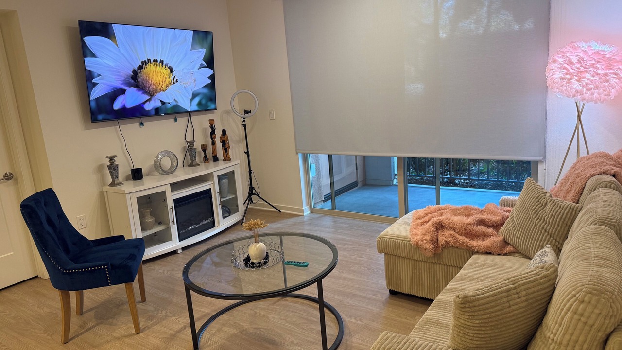 Photo of Livingroom in Airport Area