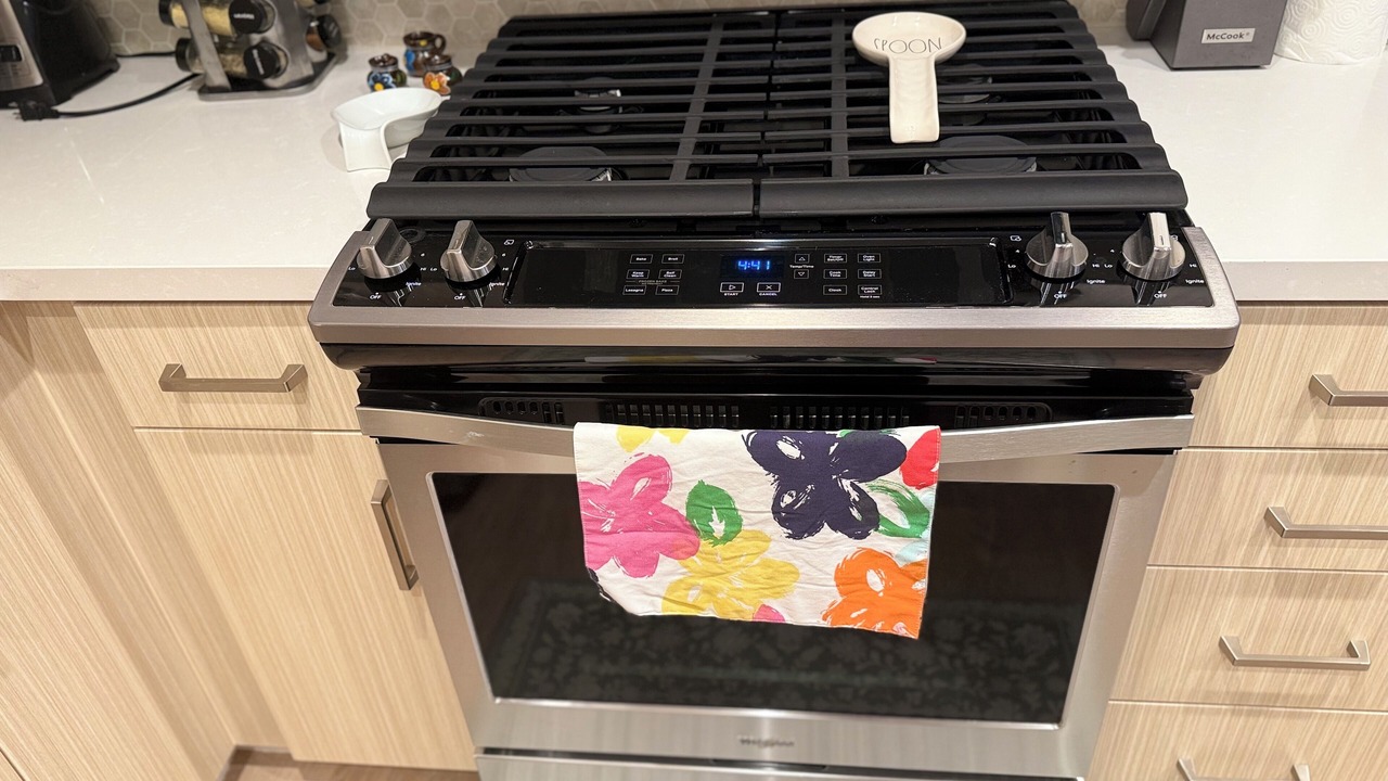 Photo of Kitchen in Airport Area