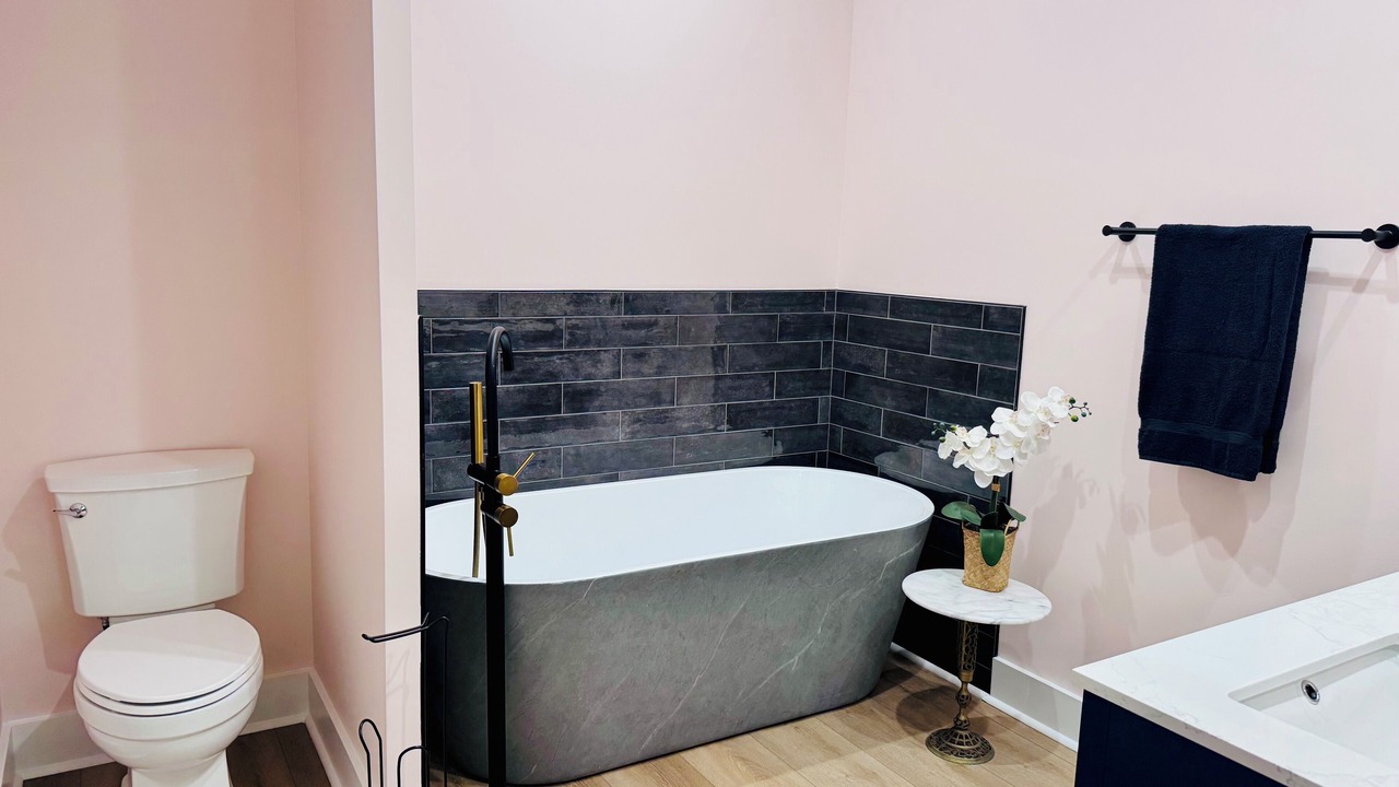 Photo of Bathroom in Long Beach