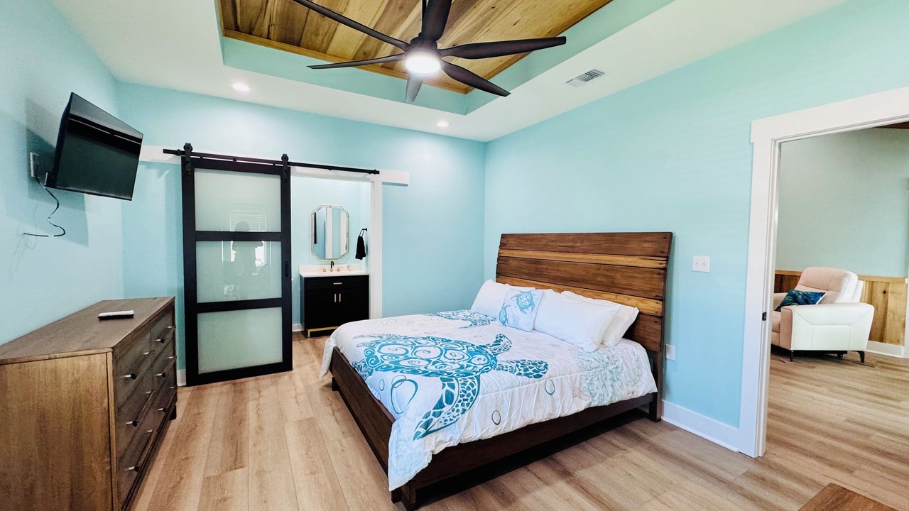 Photo of Bedroom in Long Beach