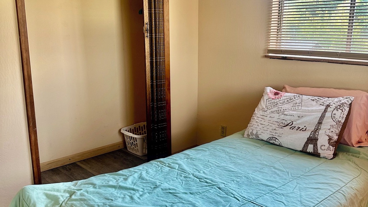 Photo of Bedroom in Crescent City North