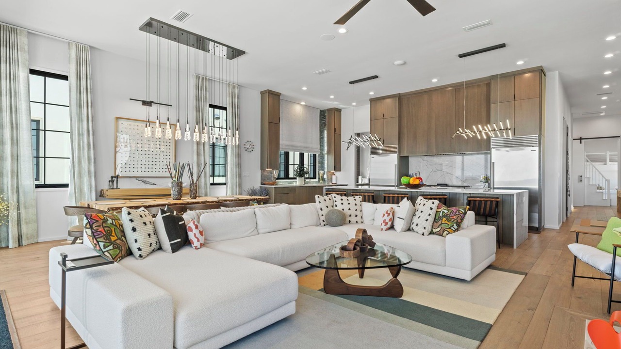 Photo of Livingroom in Ono Island