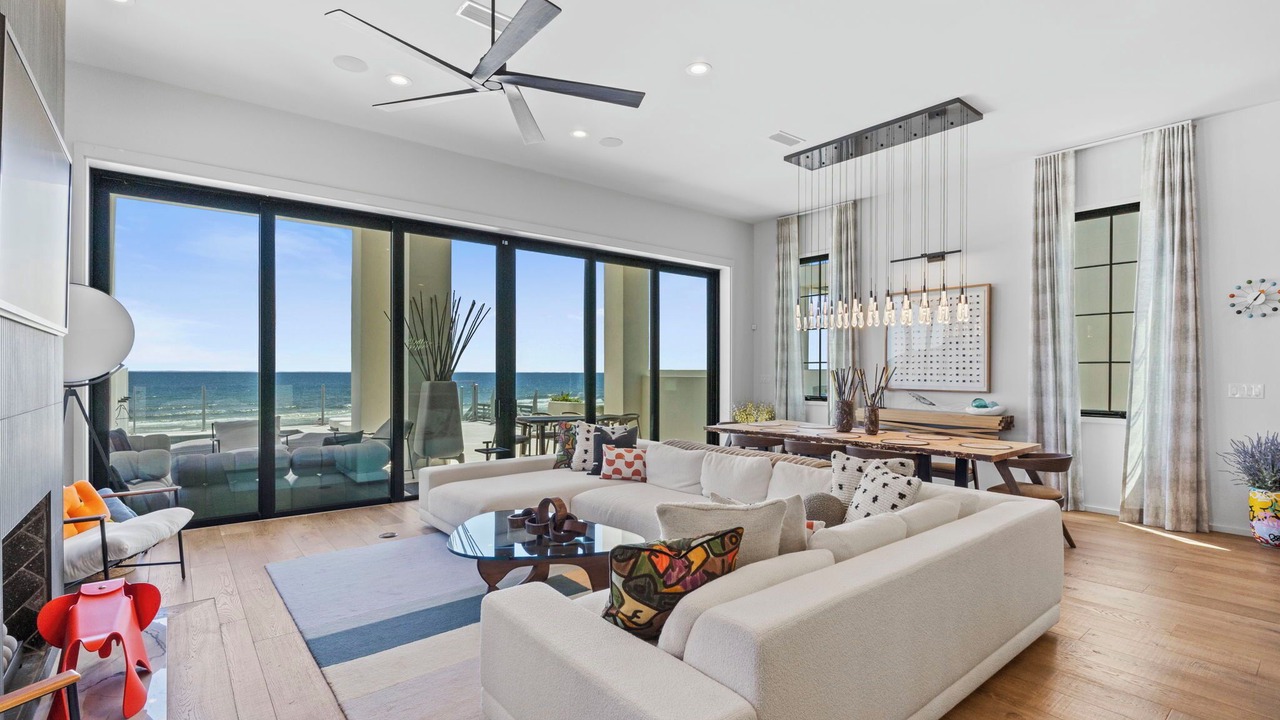 Photo of Livingroom in Ono Island
