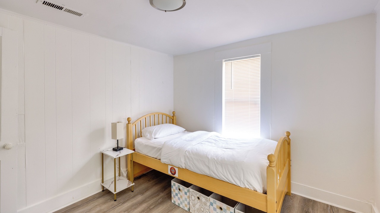 Photo of Bedroom in Bessemer
