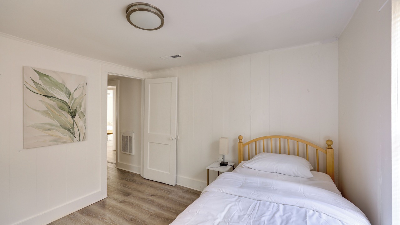 Photo of Bedroom in Bessemer
