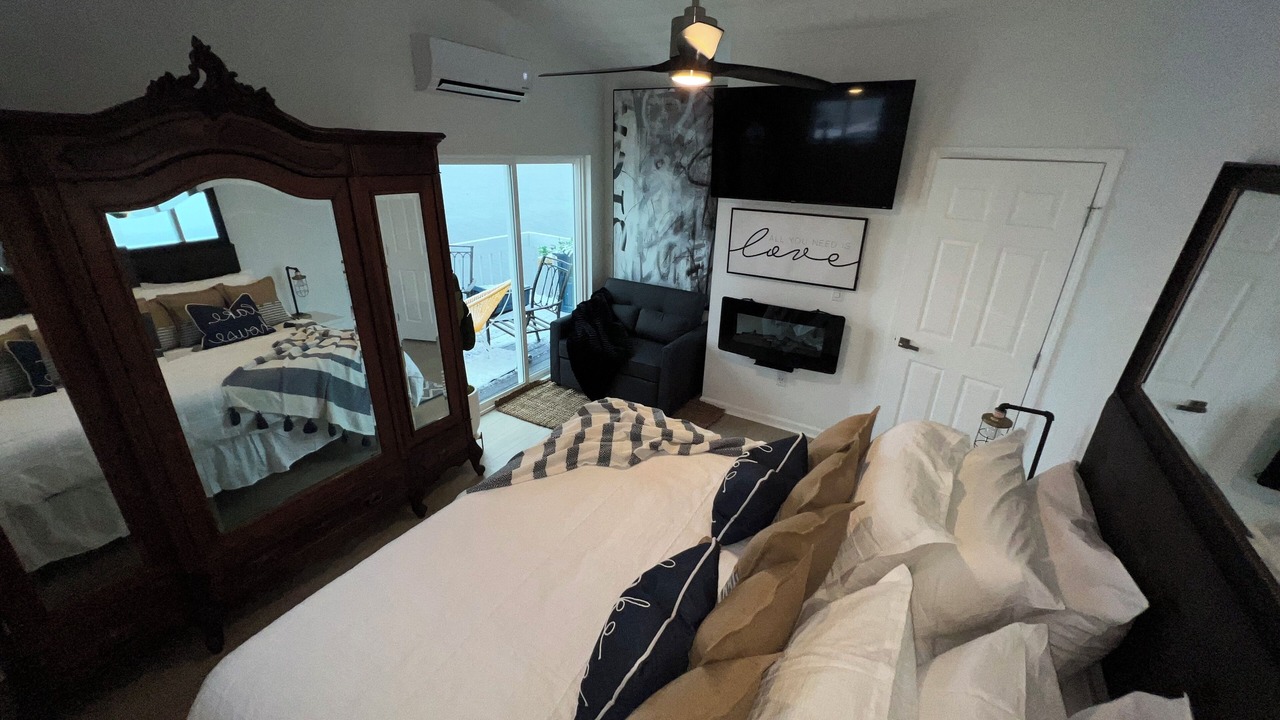 Photo of Bedroom in Town of Ledyard