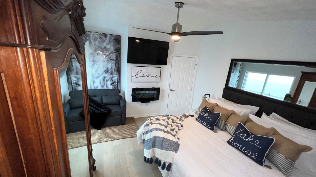 Photo of Bedroom in Town of Ledyard