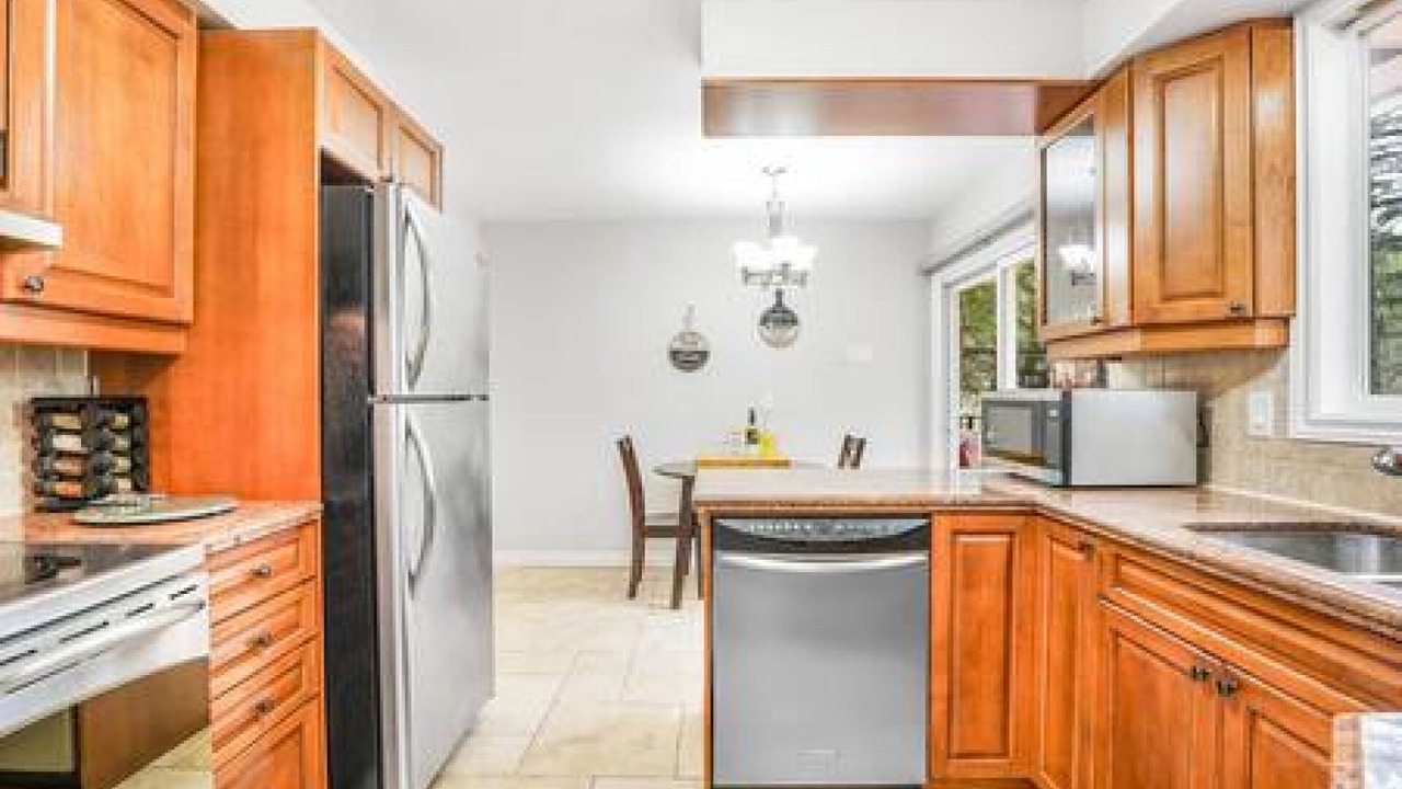 Photo of Kitchen in Halton Regional Municipality