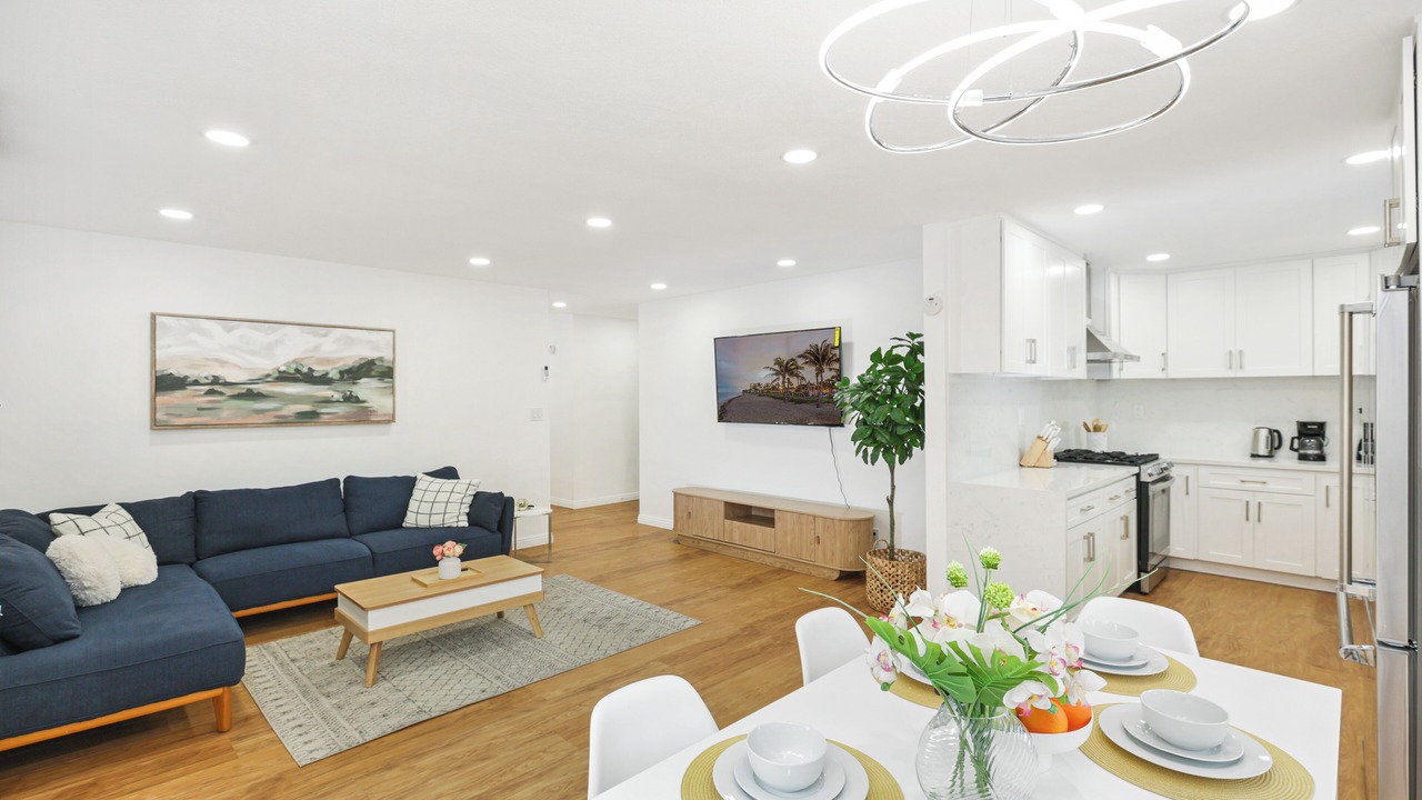 Photo of Livingroom in Riverview West