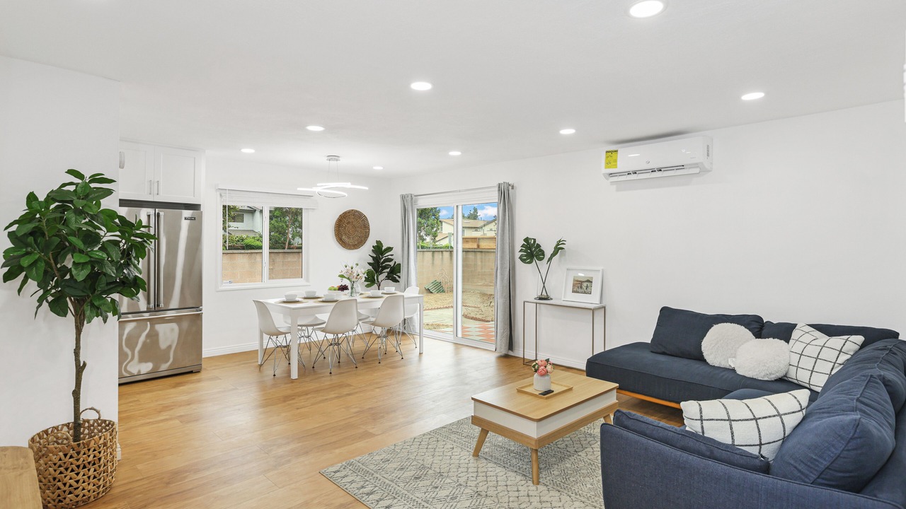 Photo of Livingroom in Riverview West